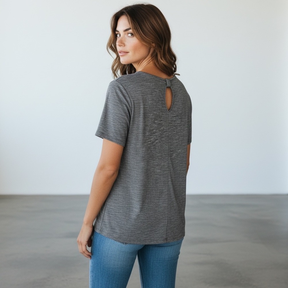 Talbots SZ 2X Gray Burnout Gray Top. Keyhole back. Short Sleeve. Scoop Neck. EUC